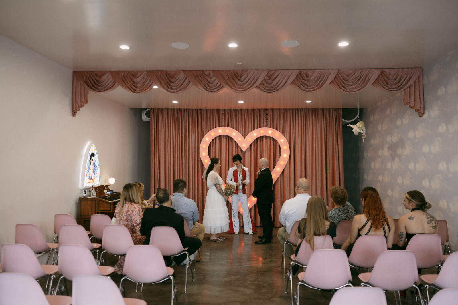 An intimate Sure Thing Chapel elopement ceremony