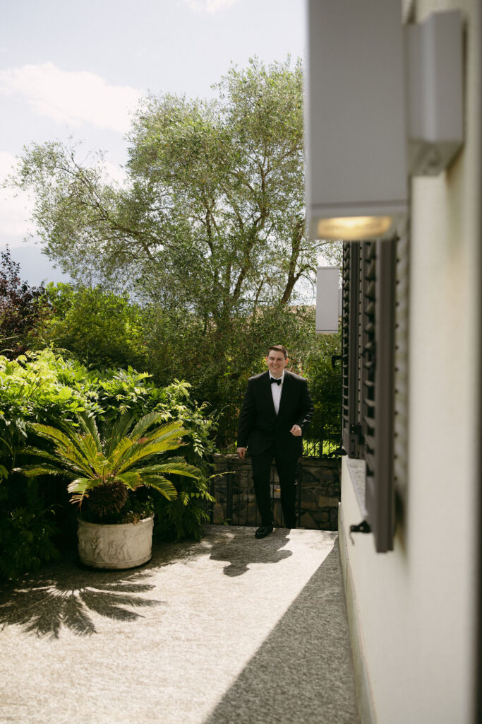 Groom walking up to see his bide for the first time