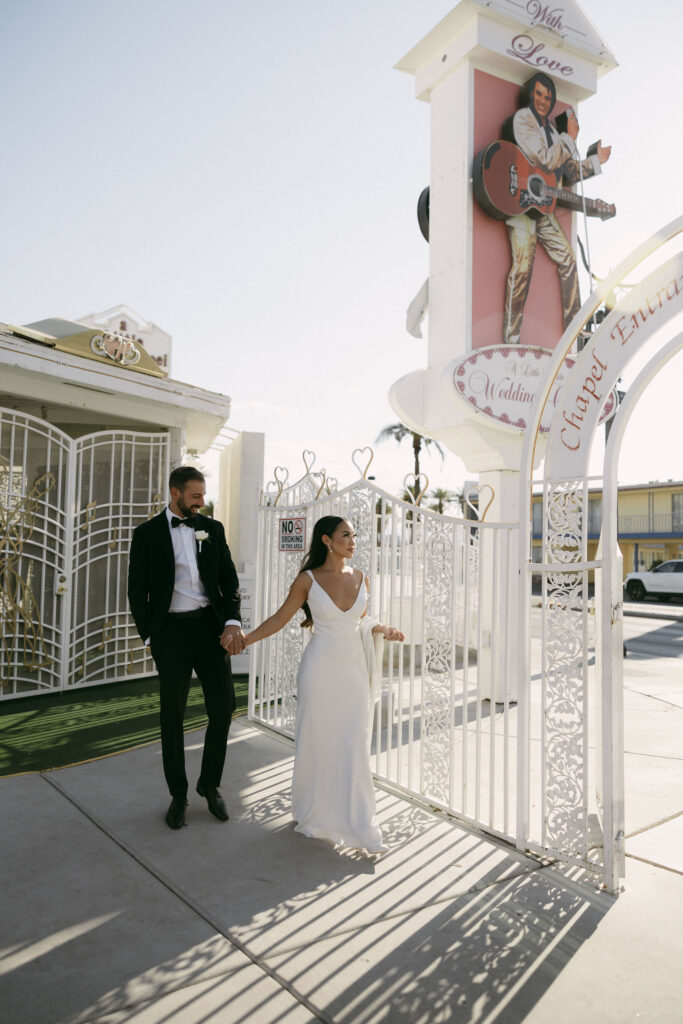 Editorial Little White Chapel elopement portraits