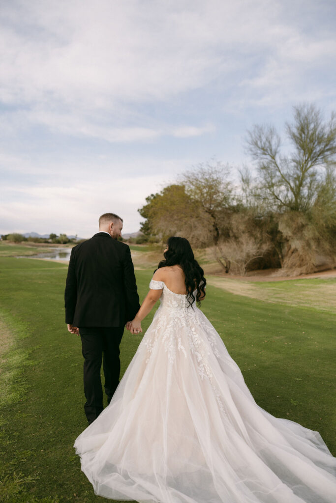 Bride and grooms outdoor wedding portraits at Stallion Mountain