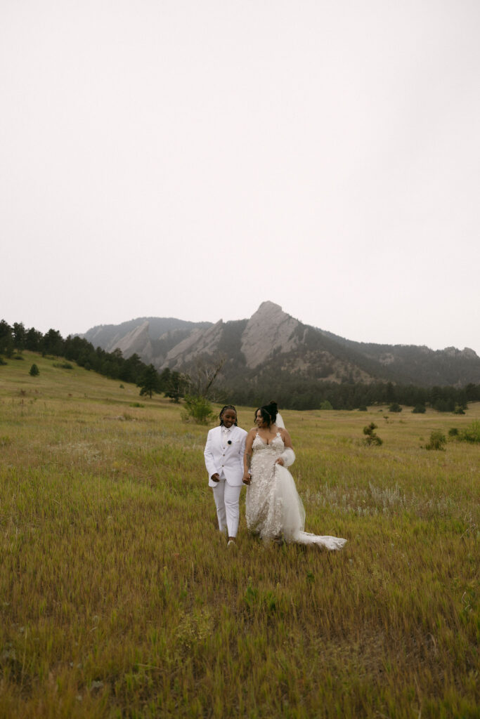 Couples Colorado wedding portraits in Chautauqua Park