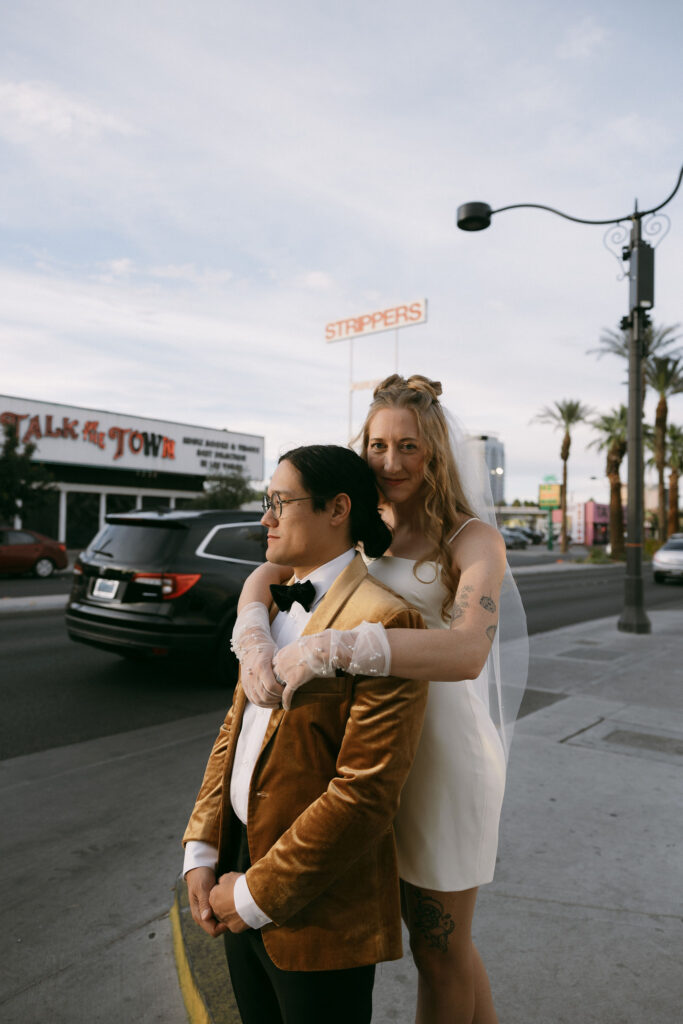 Bride and grooms Las Vegas wedding photos